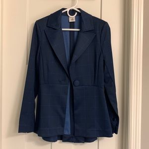 Cabi suit jacket, navy plaid, cute details!